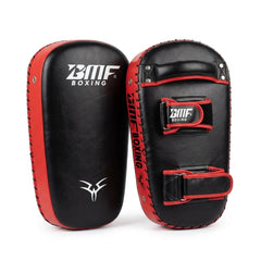 Paos de Muay Thaï BMF Boxing – Pads de Frappe Incurvés Noir & Rouge (la paire)